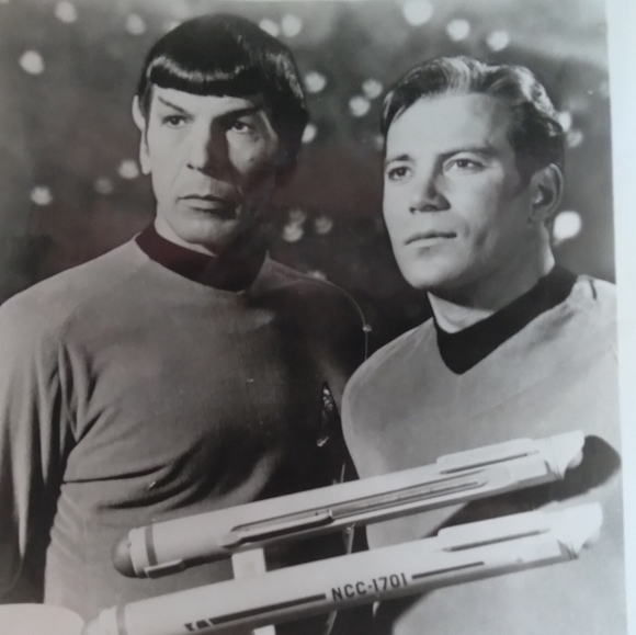 VINTAGE "Original Star Trek" 8x10 Black & White Photograph - Picture 9 of 10